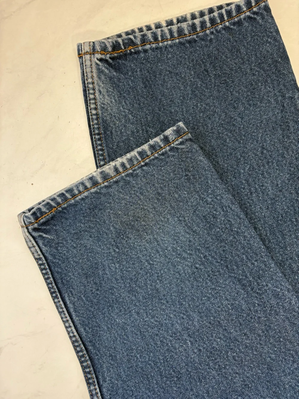 Vintage Levi’s 550 Relaxed Fit Medium Wash Faded Jeans Baggy Denim